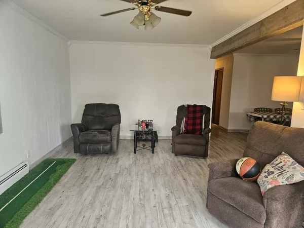 $134,900 | 1404 17th Avenue, Viola, IL 61486