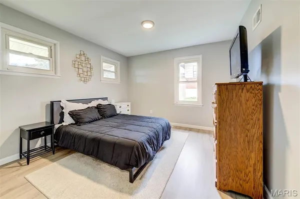 $229,900 | 7837 Labelle Street, St. Louis, MO 63123