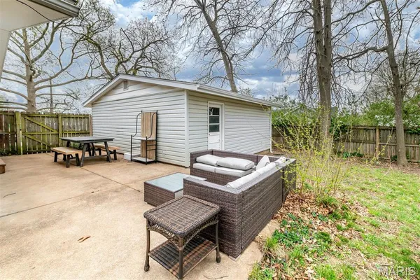 $229,900 | 7837 Labelle Street, St. Louis, MO 63123