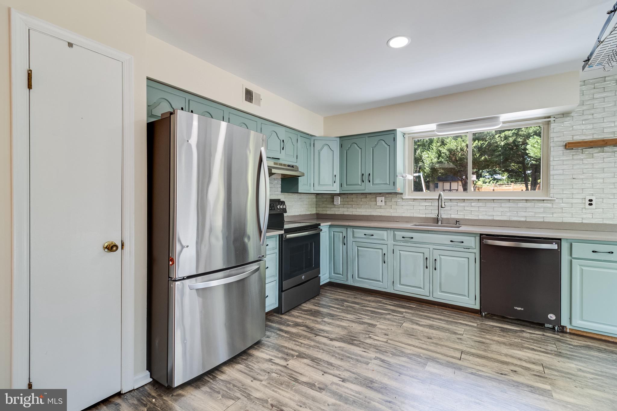 401 Butternut Court La Plata, MD 20646 - Photo 37 of 50