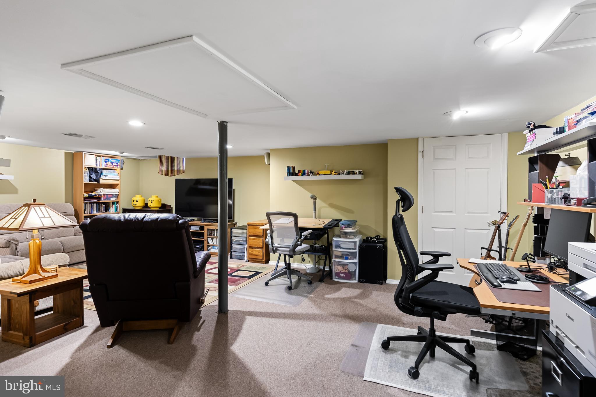 6 Read Drive Sicklerville, NJ 08081 - Photo 27 of 36 a view of a workspace with furniture
