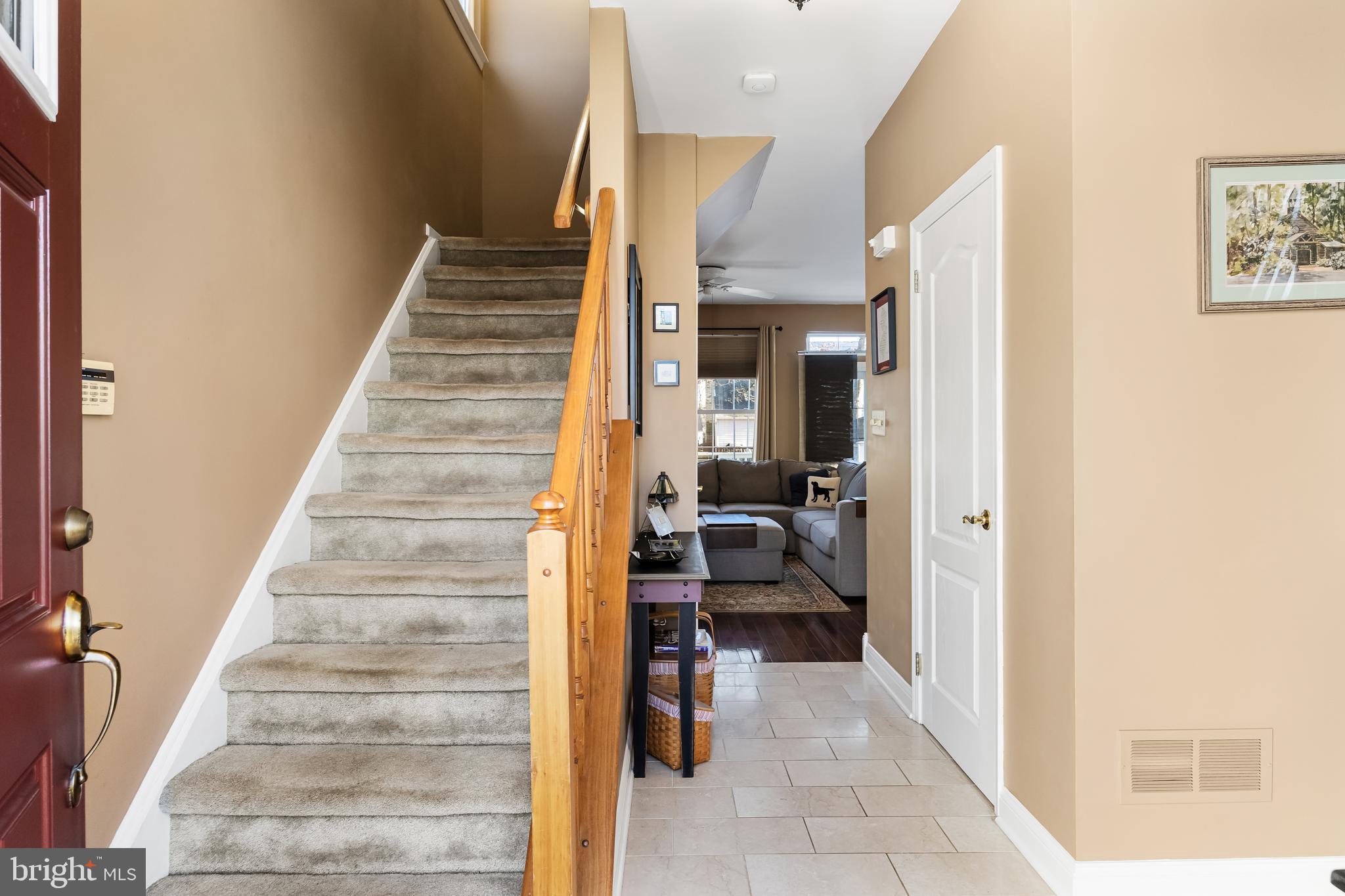 6 Read Drive Sicklerville, NJ 08081 - Photo 4 of 36 a view of entryway and hall