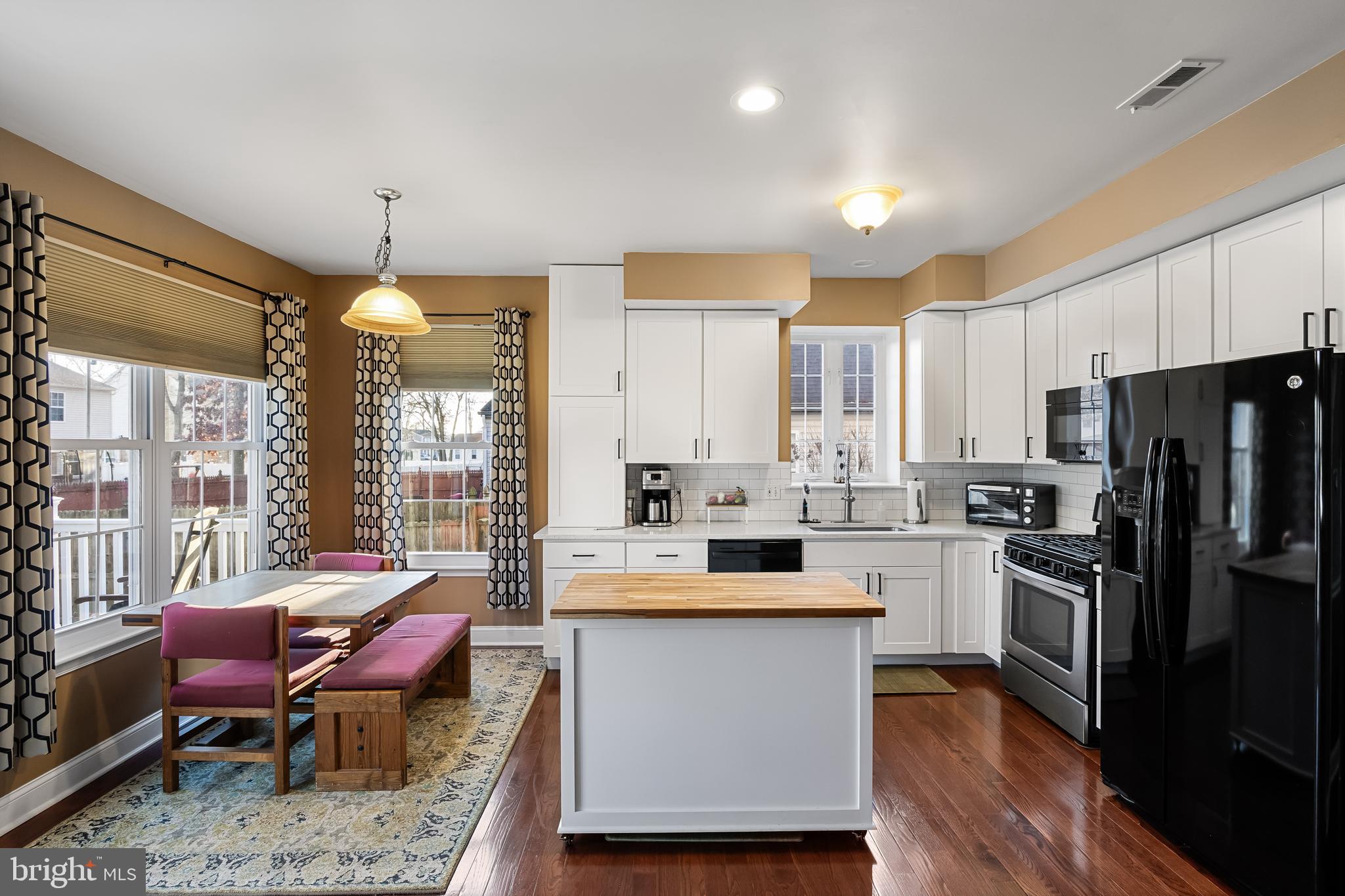 6 Read Drive Sicklerville, NJ 08081 - Photo 8 of 36 a large kitchen with kitchen island a large window and stainless steel appliances