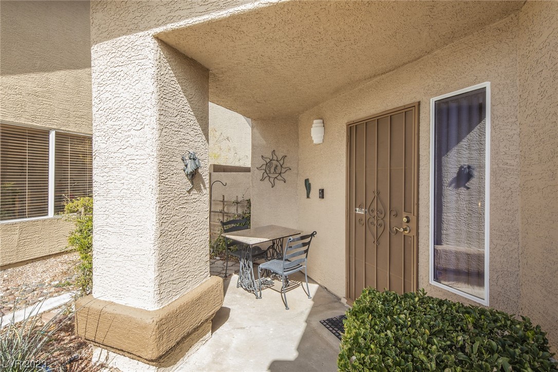 124 Rancho Maderas Way Henderson, NV 89002 - Photo 2 of 33 Gallery Image 2