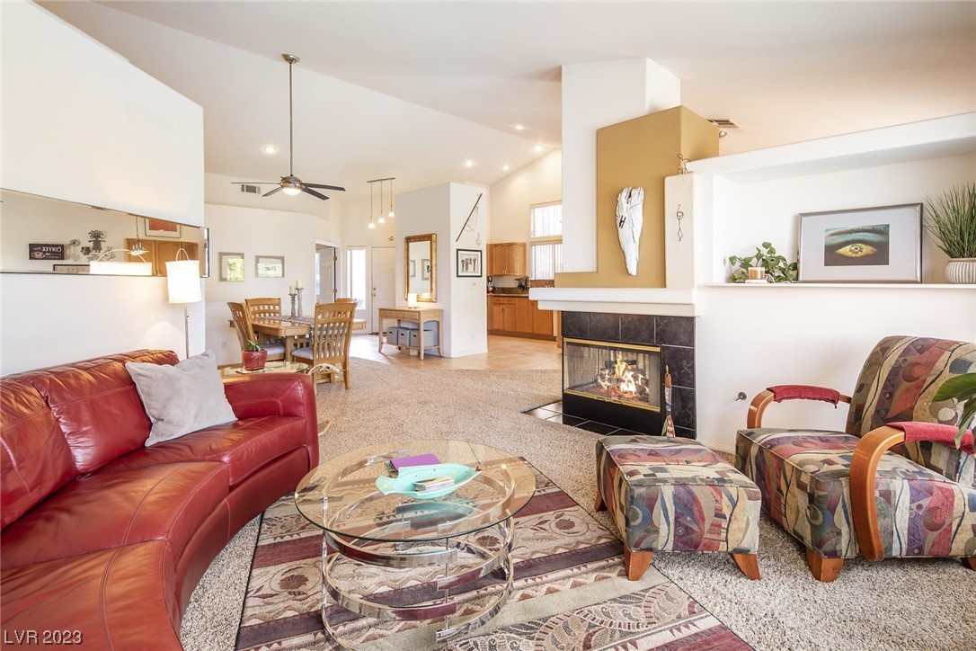 124 Rancho Maderas Way Henderson, NV 89002 - Photo 3 of 33 Gallery Image 3
