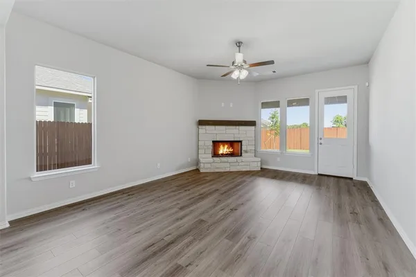 $374,900 | 1229 Sabine River Lane, Springtown, TX 76082