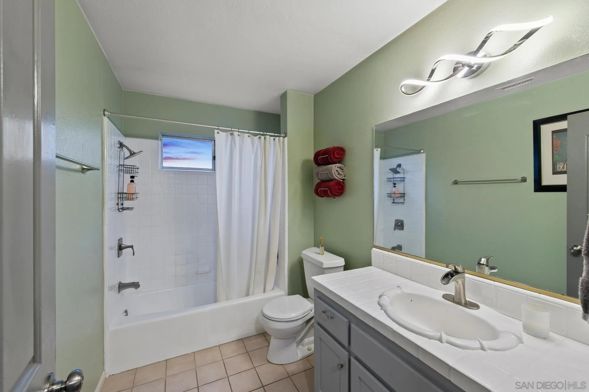 23849 Gymkhana Road Ramona, CA 92065 - Photo 37 of 57 a bathroom with a sink toilet and shower