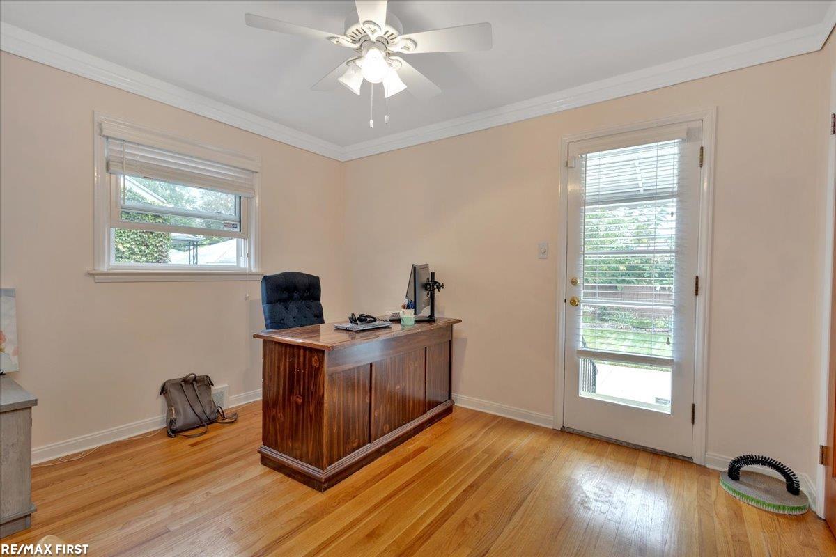 1794 Bournemouth Road Grosse Pointe, MI 48236 - Photo 23 of 32 50123337-22.JPG