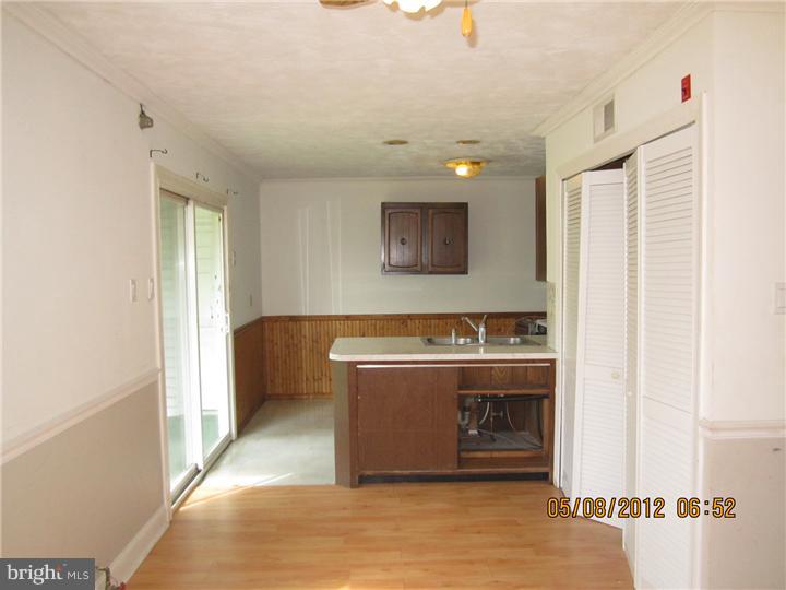 212 Trenton Road Fairless Hills, PA 19030 - Photo 4 of 8 Dining Room