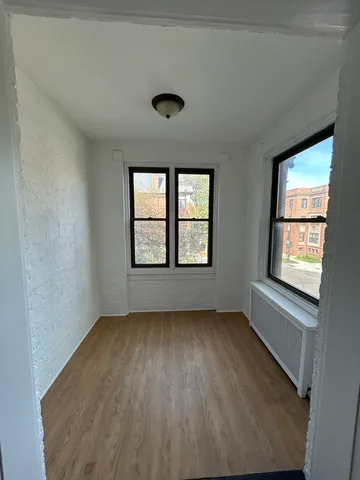 $240,000 | 1155 East Hyde Park Boulevard, Unit 2F, Chicago, IL 60615