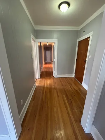 $240,000 | 1155 East Hyde Park Boulevard, Unit 2F, Chicago, IL 60615