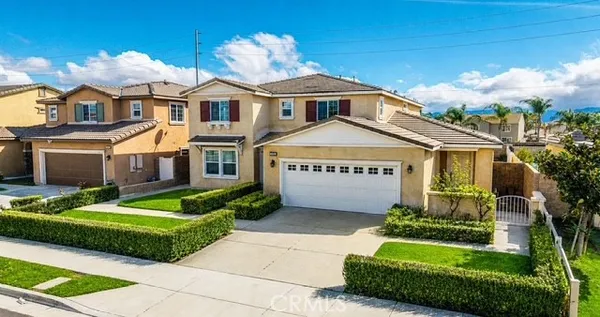 $975,000 | 13985 Riverglen Drive, Eastvale, CA 92880