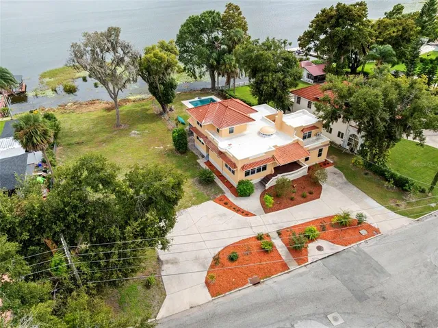 $649,900 | 1600 North Lake Shipp Drive, Winter Haven, FL 33880