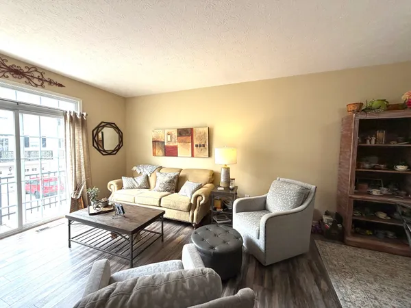 $299,900 | 8222 Katrina Way, Fishers, IN 46038