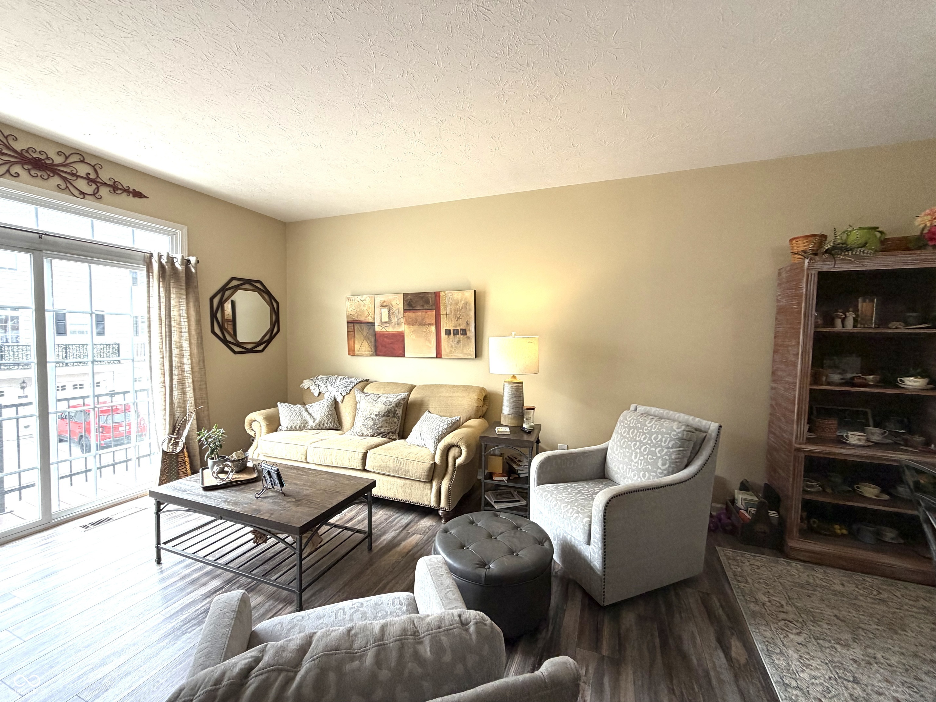 8222 Katrina Way Fishers, IN 46038 - Photo 6 of 20