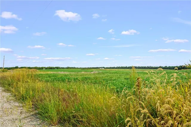 $63,000 | 40 Smasal Road, Sedalia, MO 65301