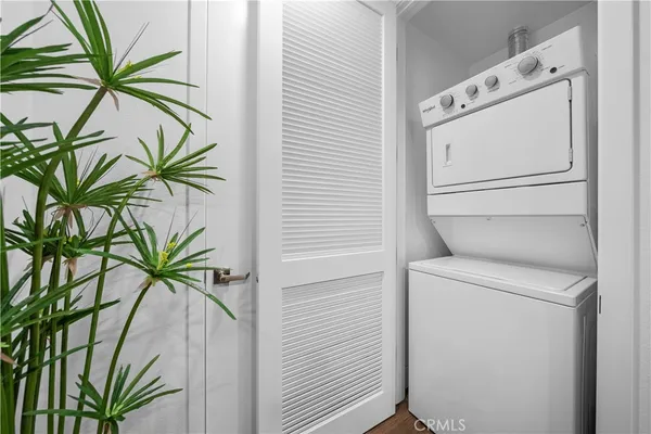 $739,000 | 709 East Walnut Street, Unit 319, Pasadena, CA 91101