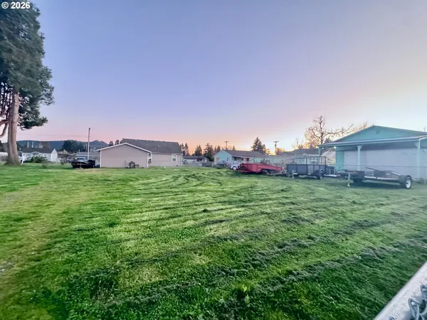 $400,000 | 3720 Virginia Avenue, Springfield, OR 97478