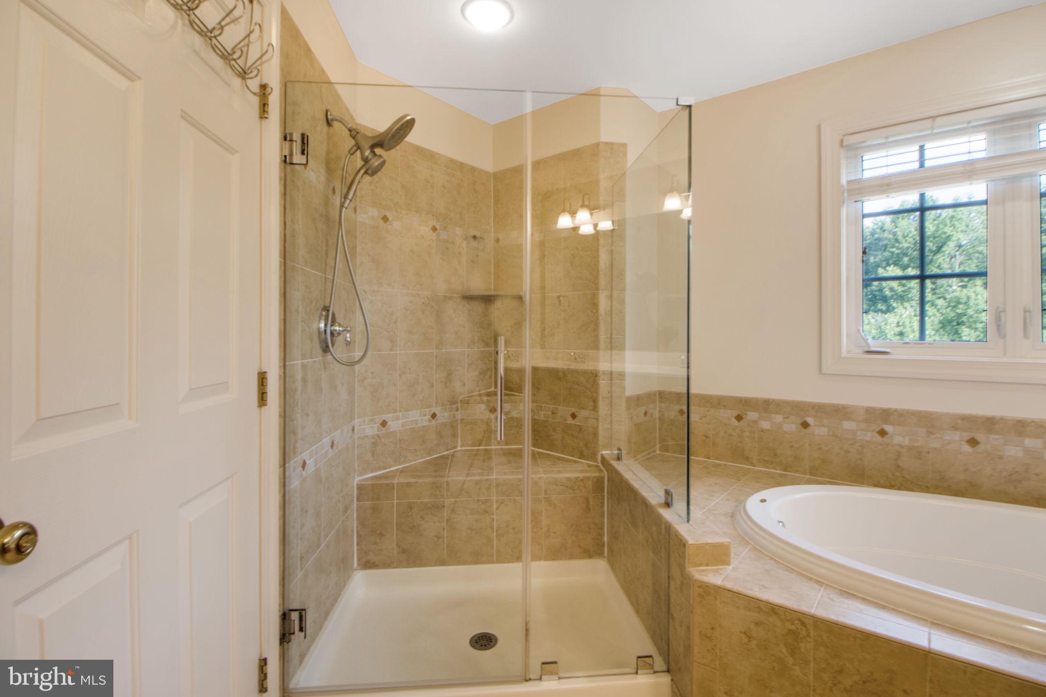 1545 Rutland Way Hanover, MD 21076 - Photo 13 of 28 Primary Bath