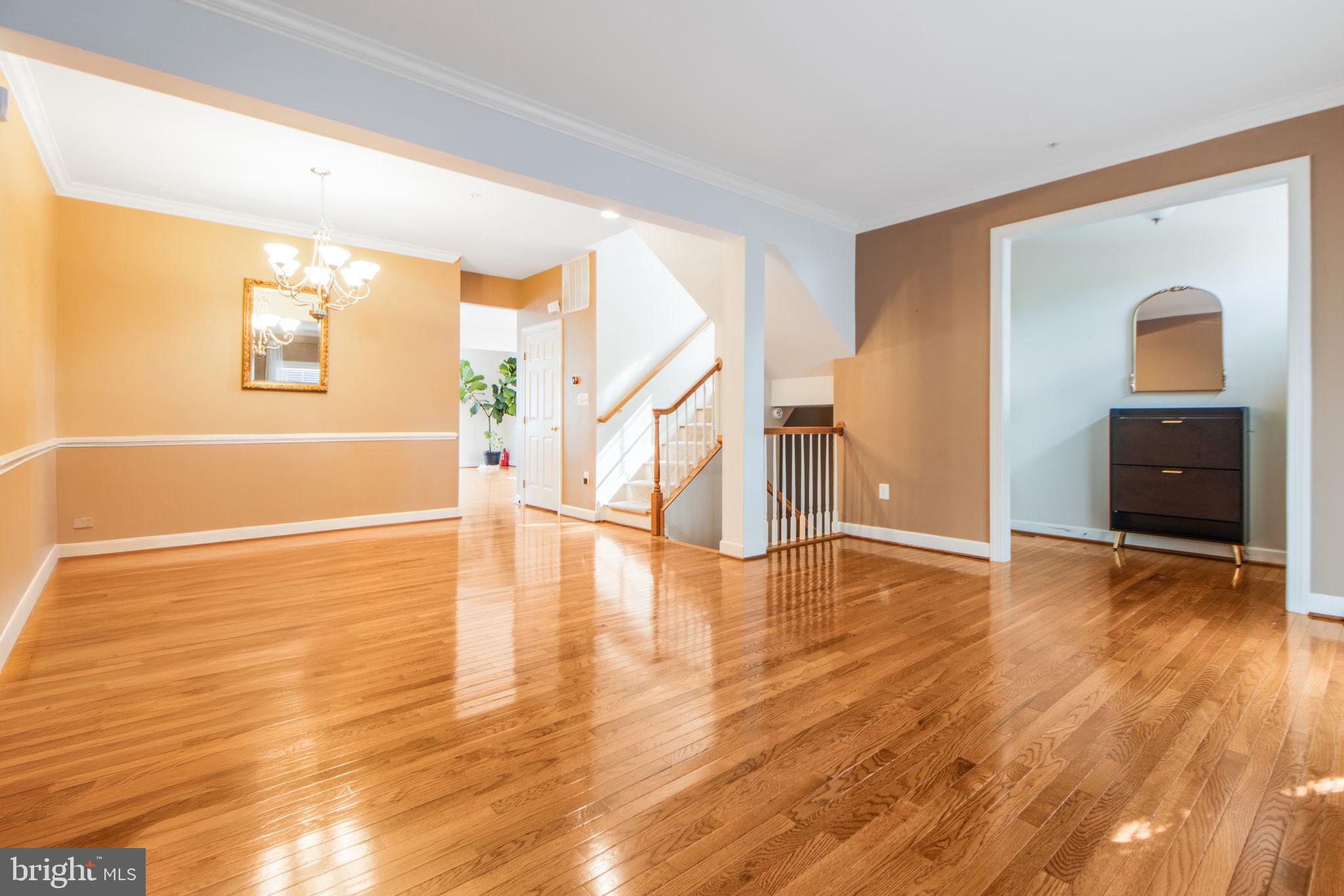 1545 Rutland Way Hanover, MD 21076 - Photo 2 of 28 Living/Dining Area