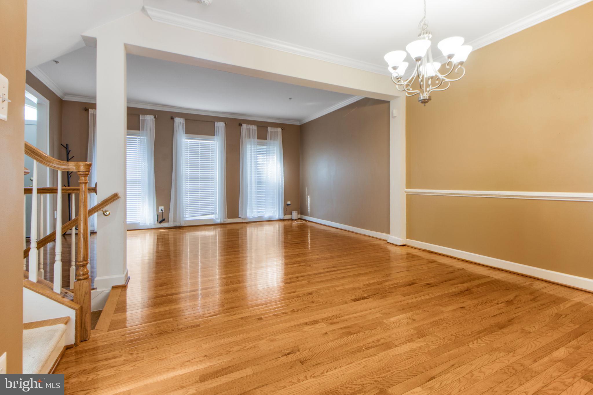 1545 Rutland Way Hanover, MD 21076 - Photo 3 of 28 Living/Dining Area
