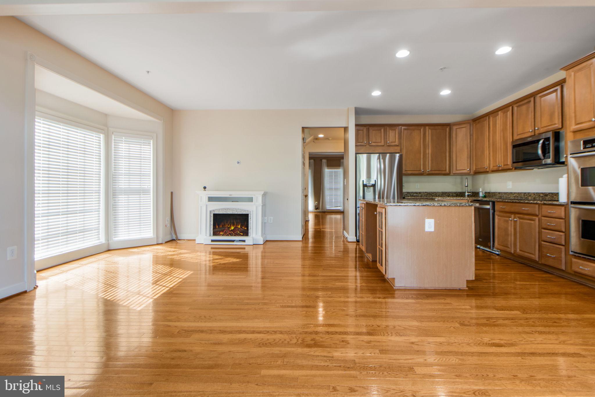 1545 Rutland Way Hanover, MD 21076 - Photo 6 of 28 Kitchen/Breakfast Area