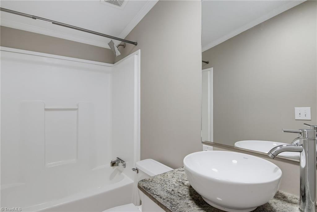 1041 Whitts Road Madison, NC 27025 - Photo 28 of 39
