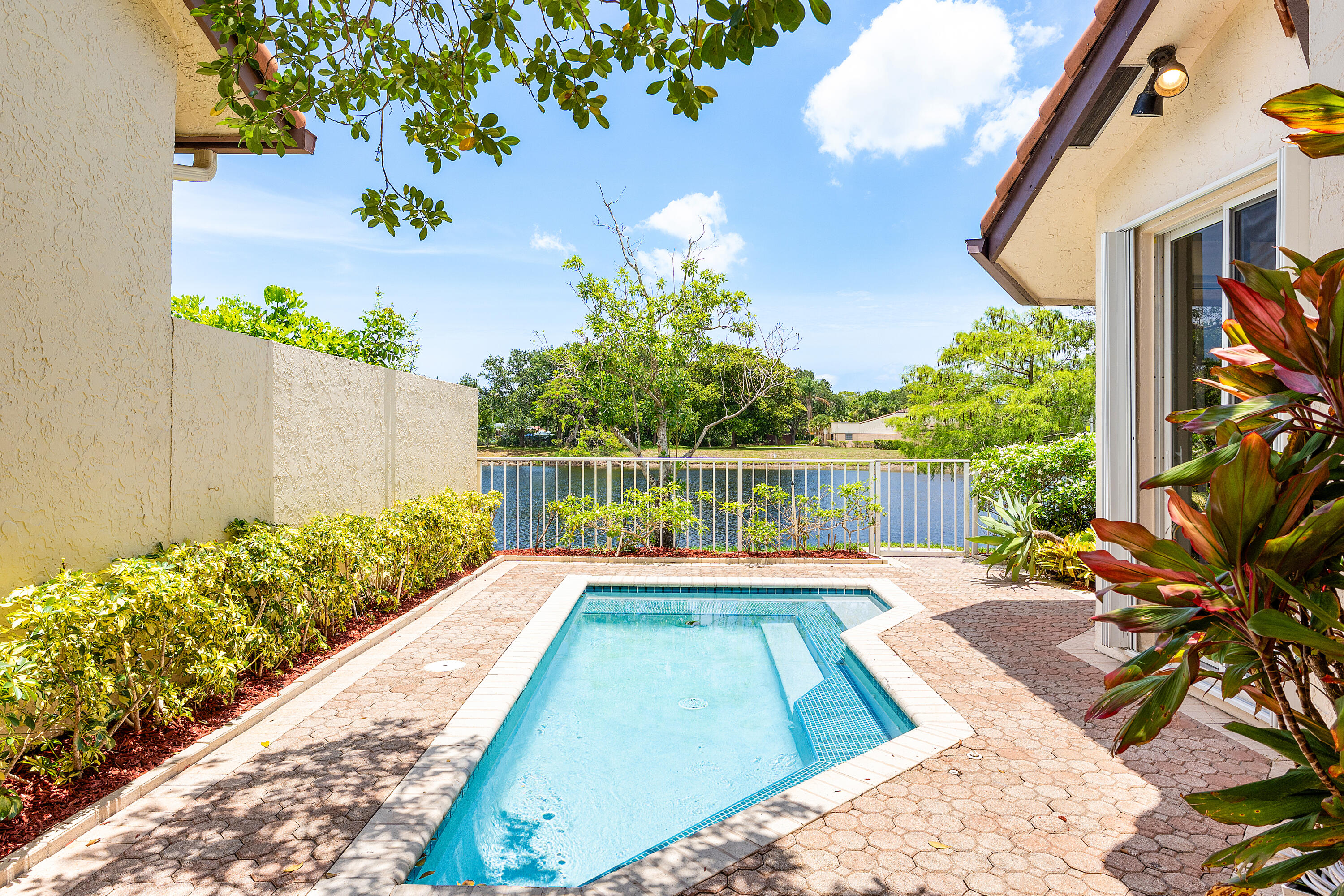 23193 Via Stel Boca Raton, FL 33433 - Photo 2 of 38 Pool