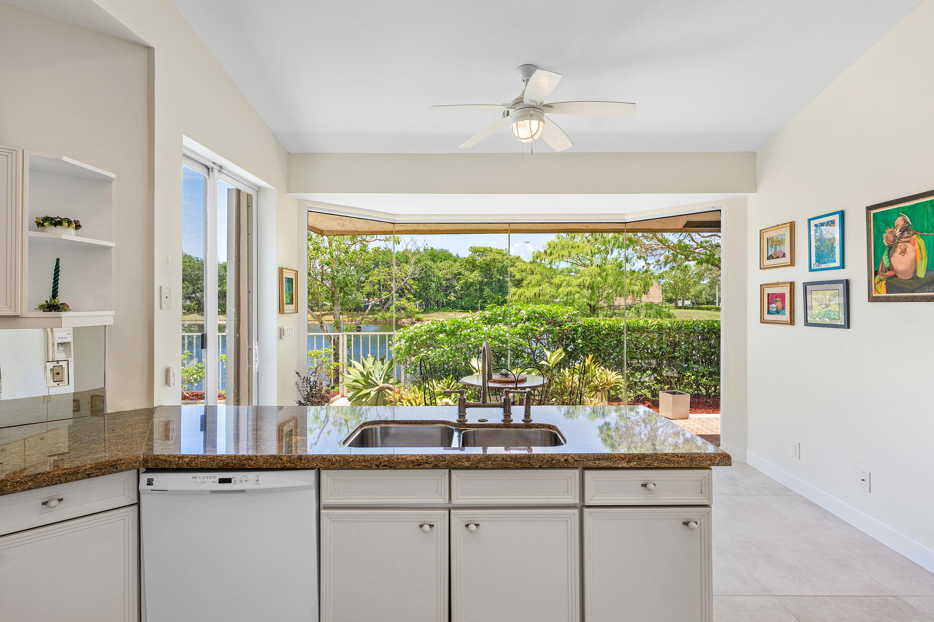 23193 Via Stel Boca Raton, FL 33433 - Photo 22 of 38 Kitchen