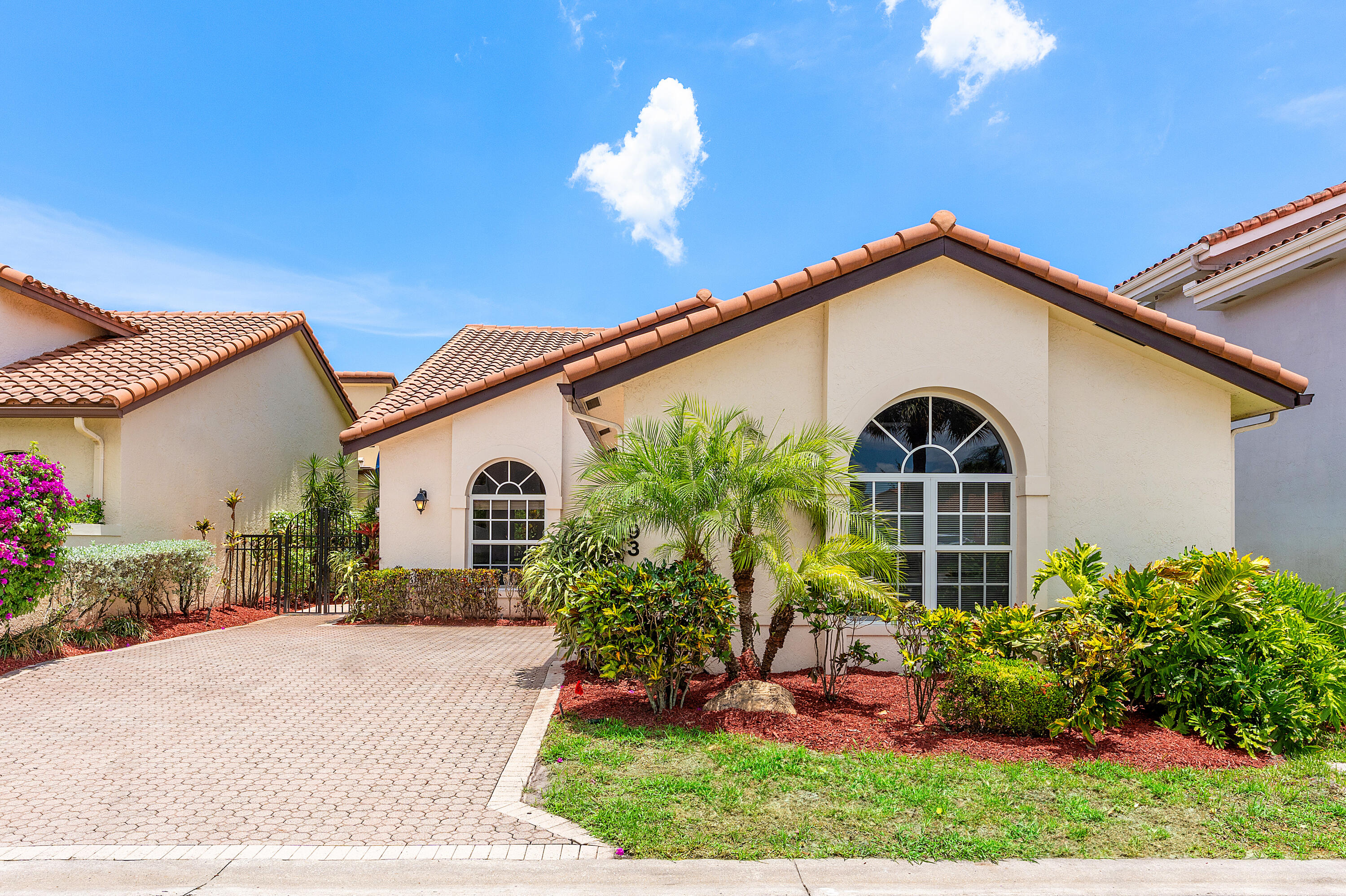 23193 Via Stel Boca Raton, FL 33433 - Photo 4 of 38 Exterior