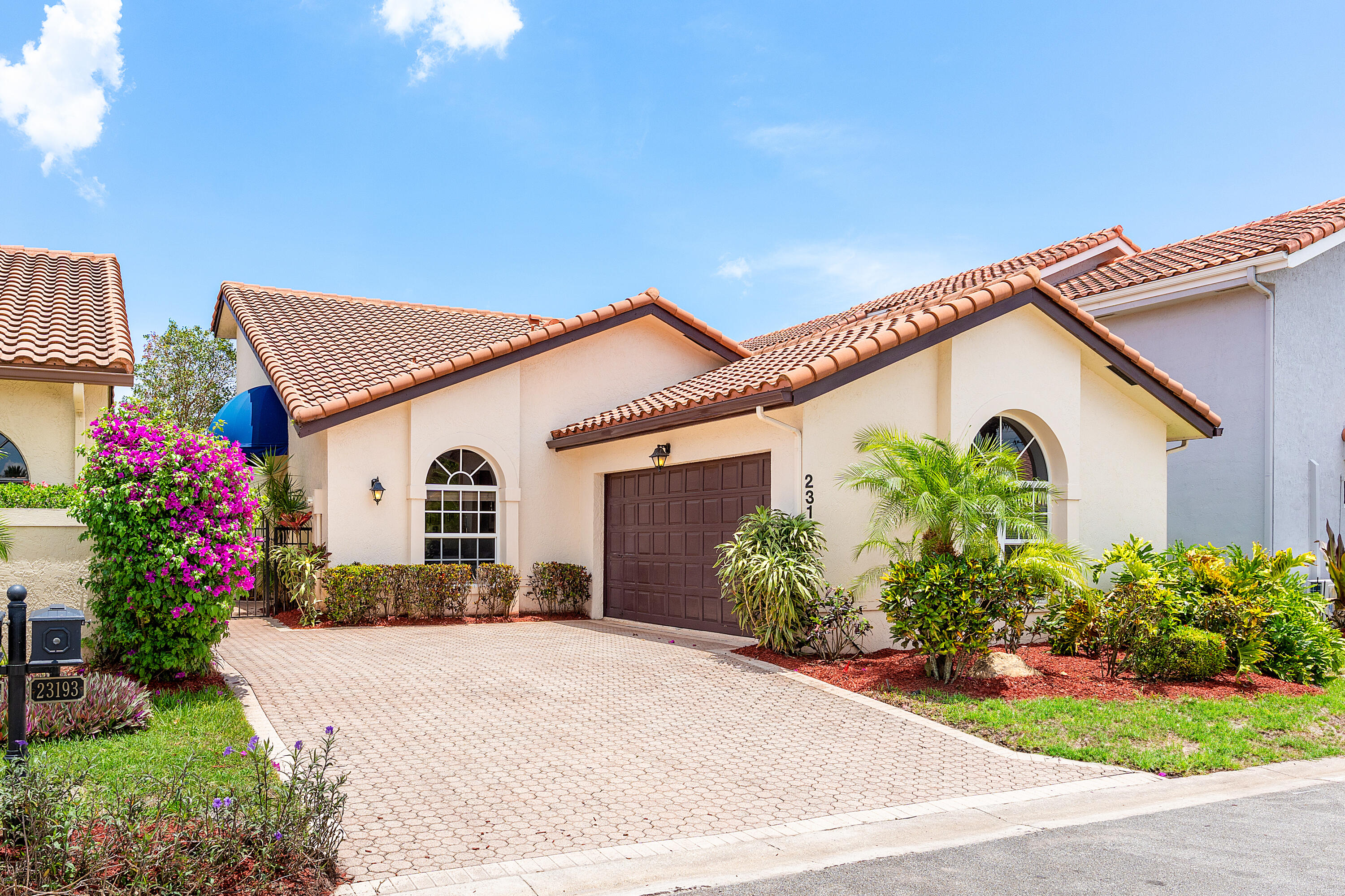 23193 Via Stel Boca Raton, FL 33433 - Photo 6 of 38 2 Car Garage