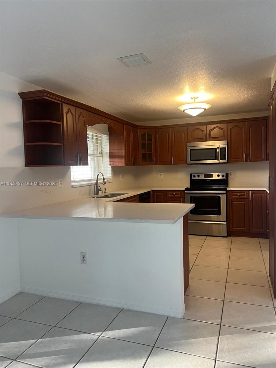 14600 Southwest 156th Avenue Miami, FL 33196 - Photo 3 of 19