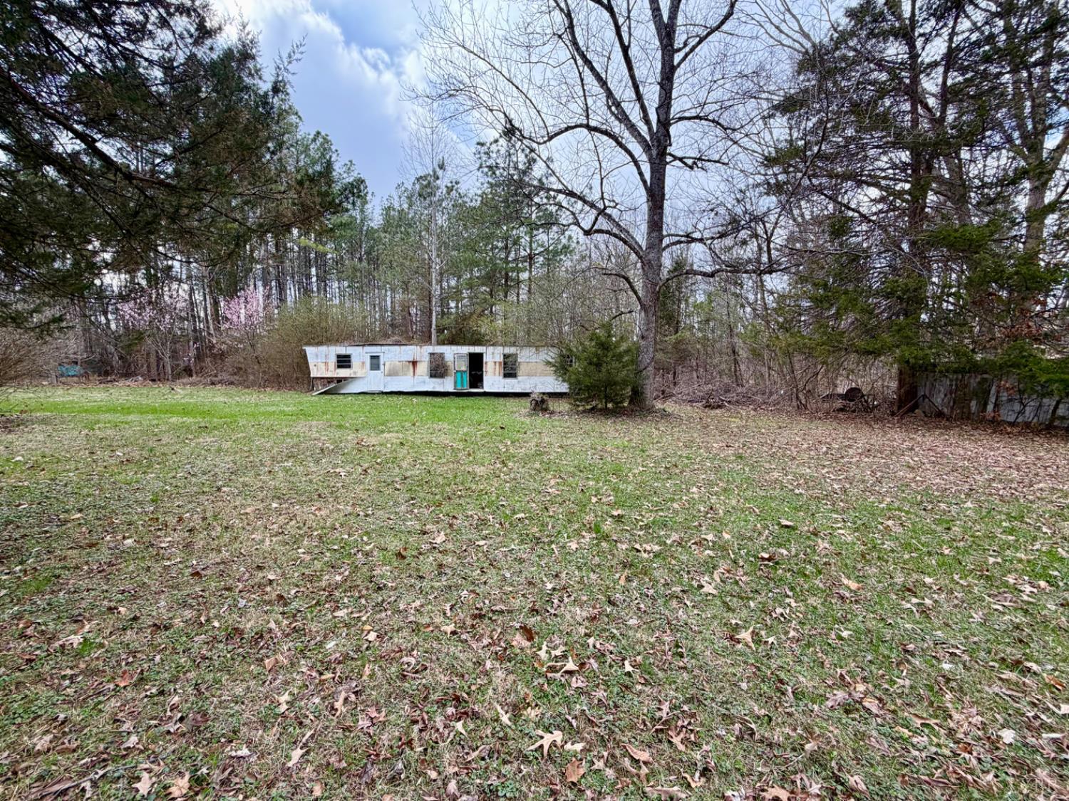 3635 Salem Road Spout Spring, VA 24593 - Photo 8 of 15 Gallery Image 8