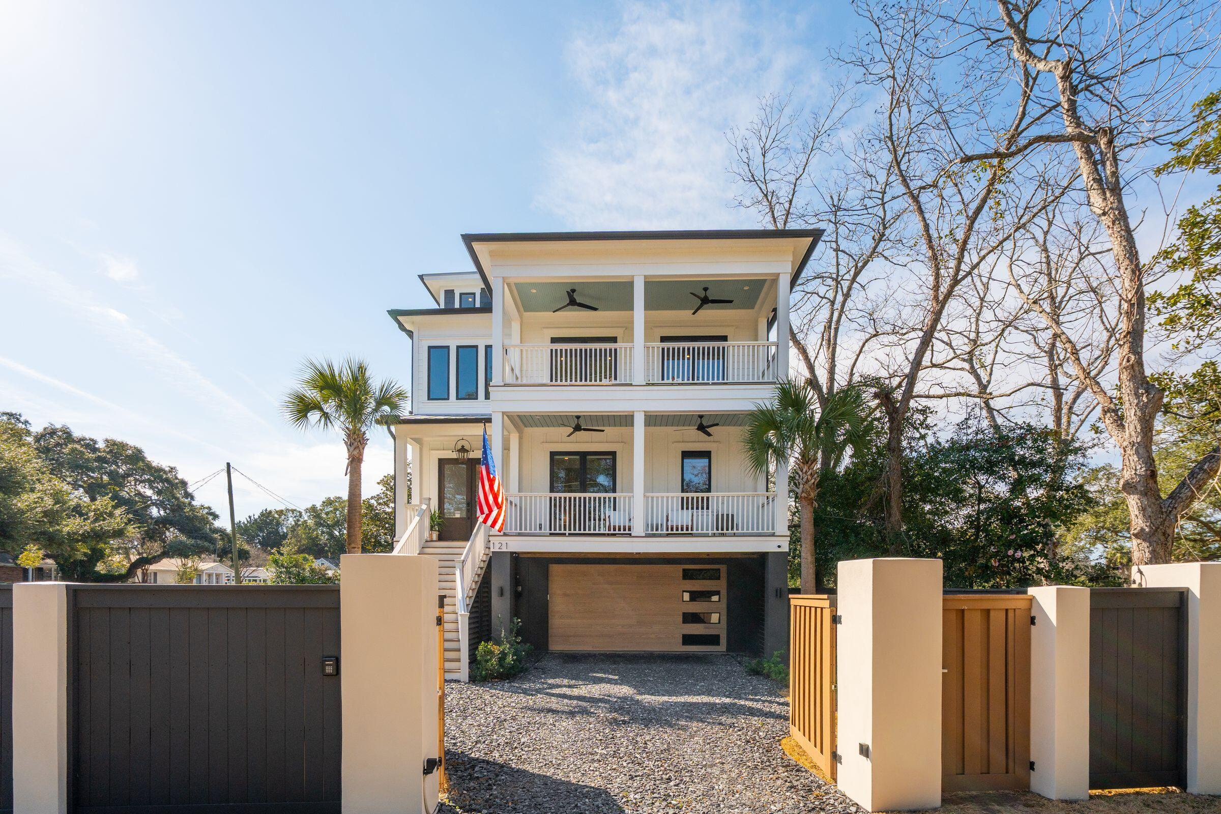 121 Simmons Street Mount Pleasant, SC 29464 - Photo 4 of 65 121SimmonsSt-KeenEyeMarketing-120