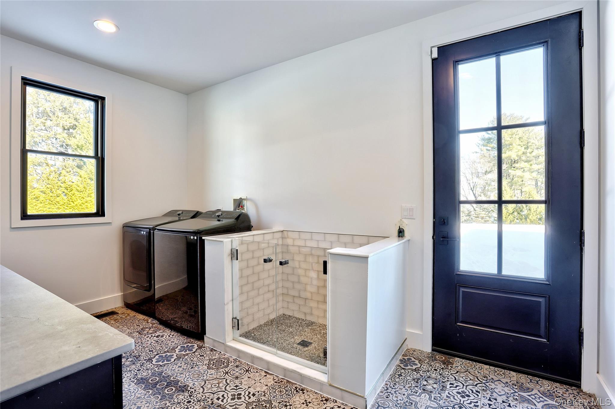 37 Harvest Road New City, NY 10956 - Photo 18 of 33 a view of hallway with window and bathroom