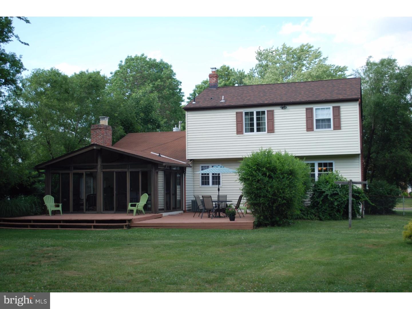 133 Lafayette Road Edgewater Park, NJ 08010 - Photo 14 of 16 Exterior Back