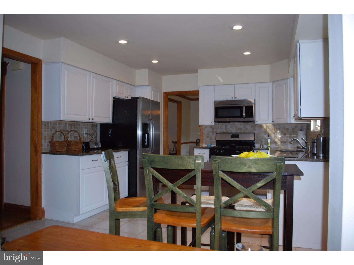 133 Lafayette Road Edgewater Park, NJ 08010 - Photo 3 of 16 Kitchen