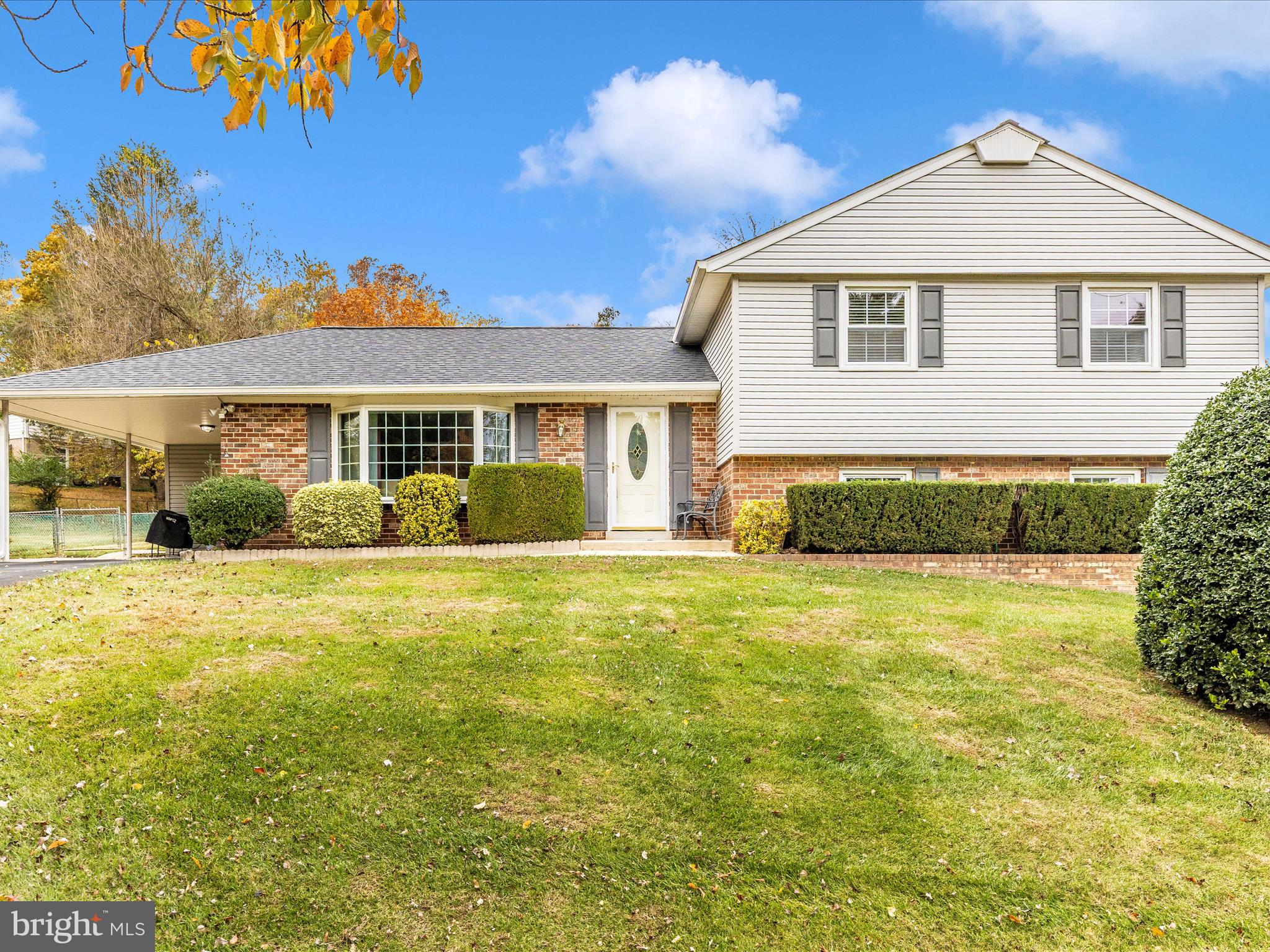 19325 Treadway Road Brookeville, MD 20833 - Photo 1 of 53 Welcome to 19325 Treadway Road