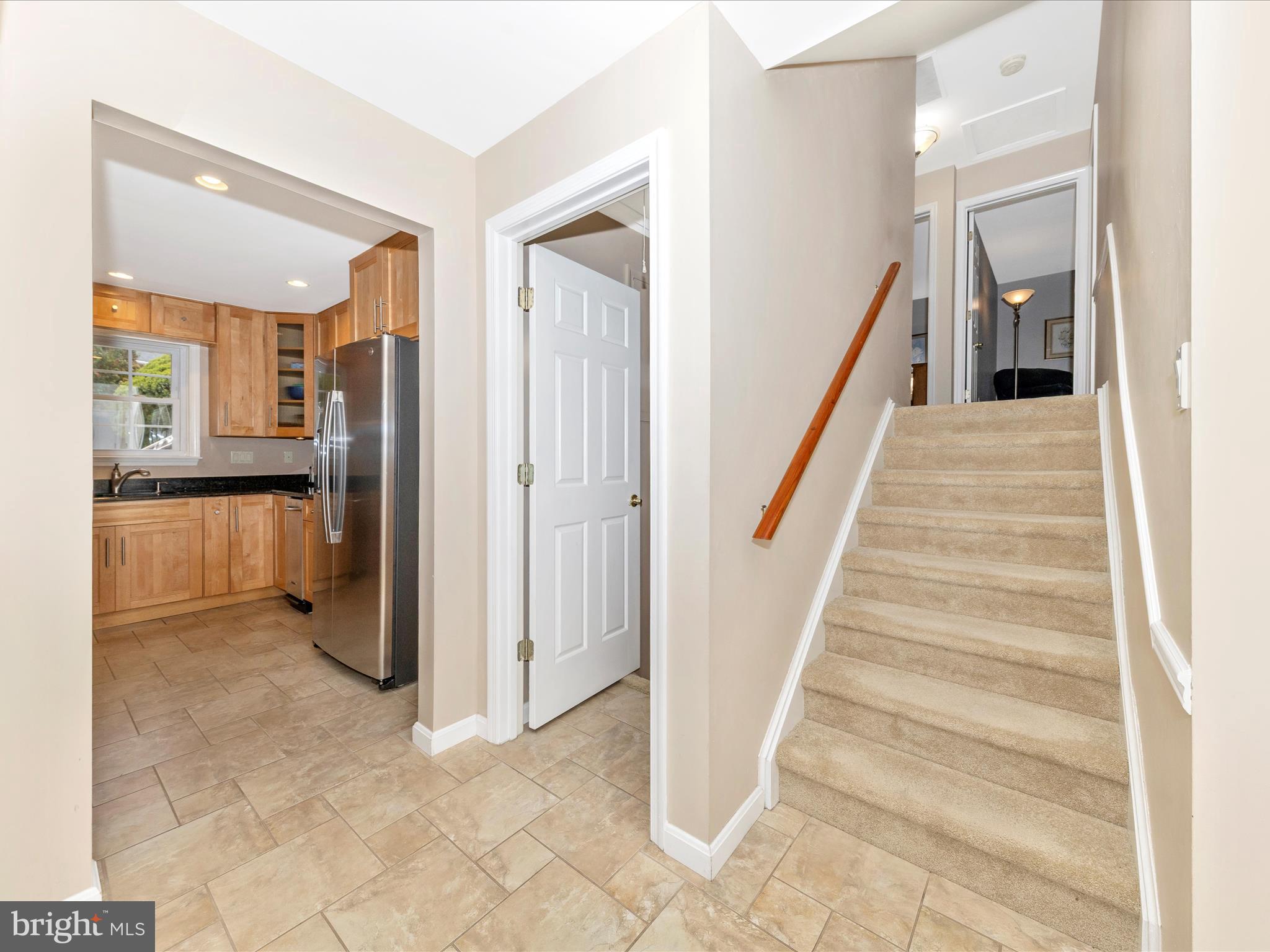 19325 Treadway Road Brookeville, MD 20833 - Photo 26 of 53 Stairs