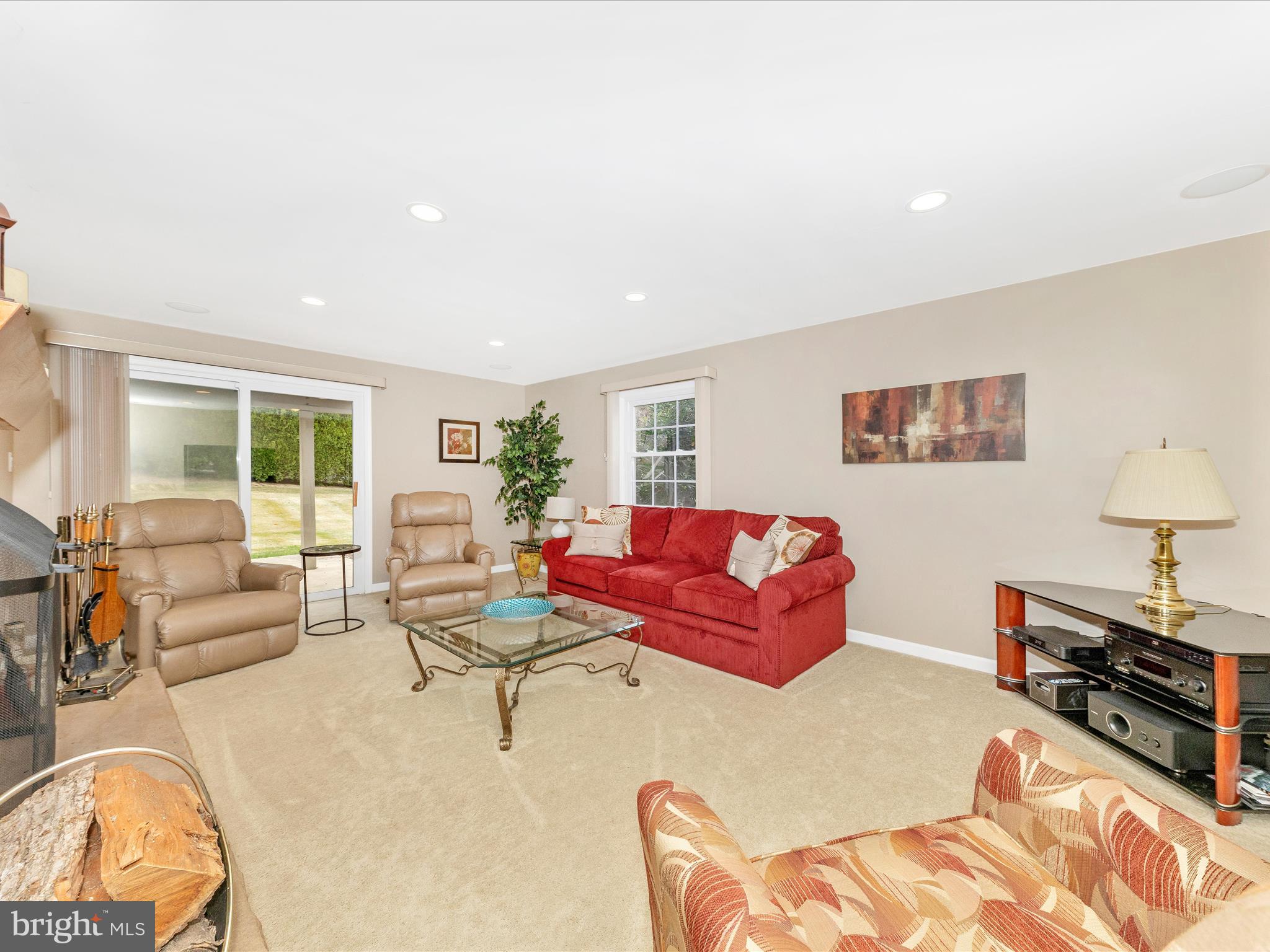 19325 Treadway Road Brookeville, MD 20833 - Photo 28 of 53 Family Room