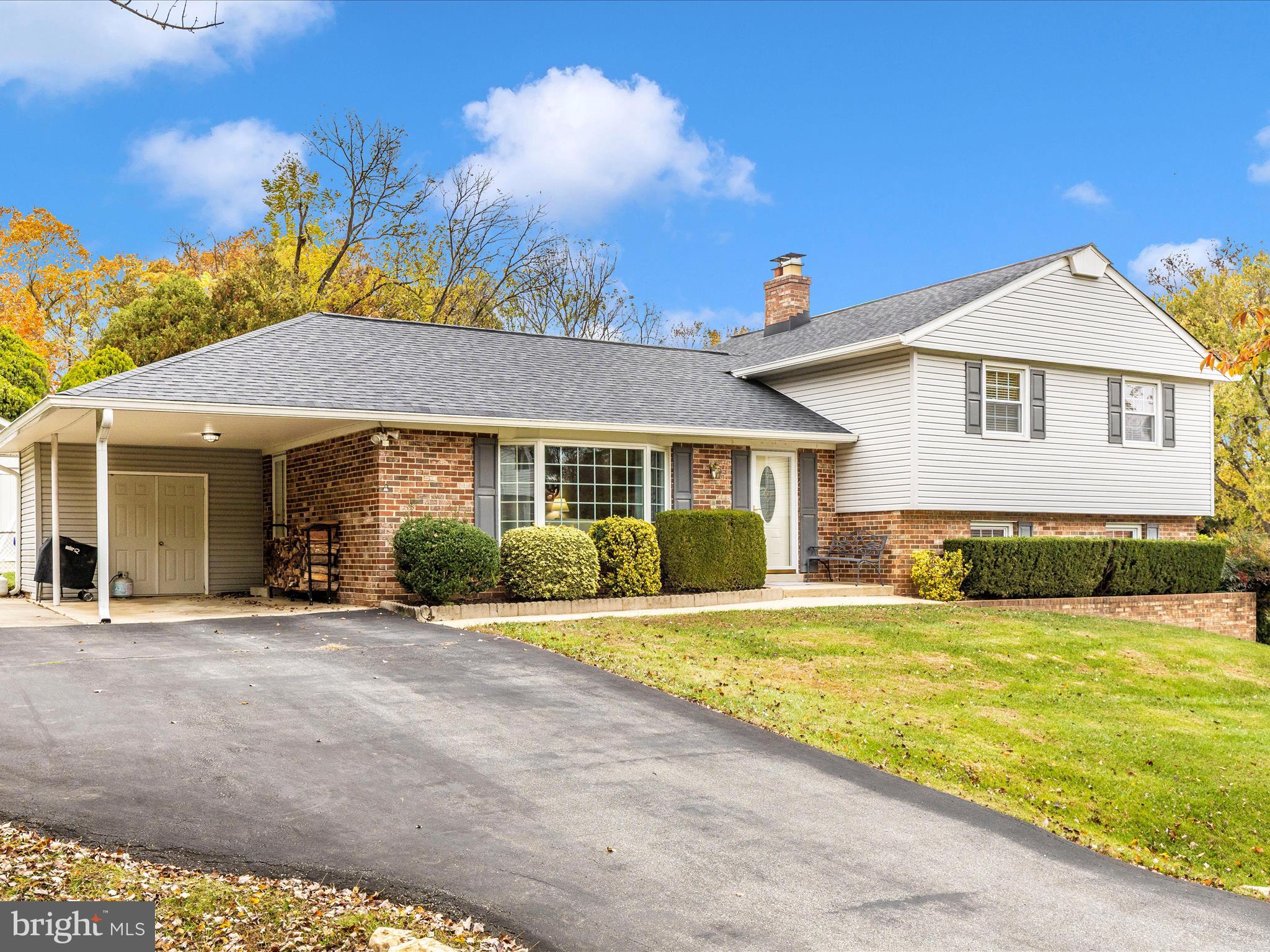 19325 Treadway Road Brookeville, MD 20833 - Photo 40 of 53 Exterior Front