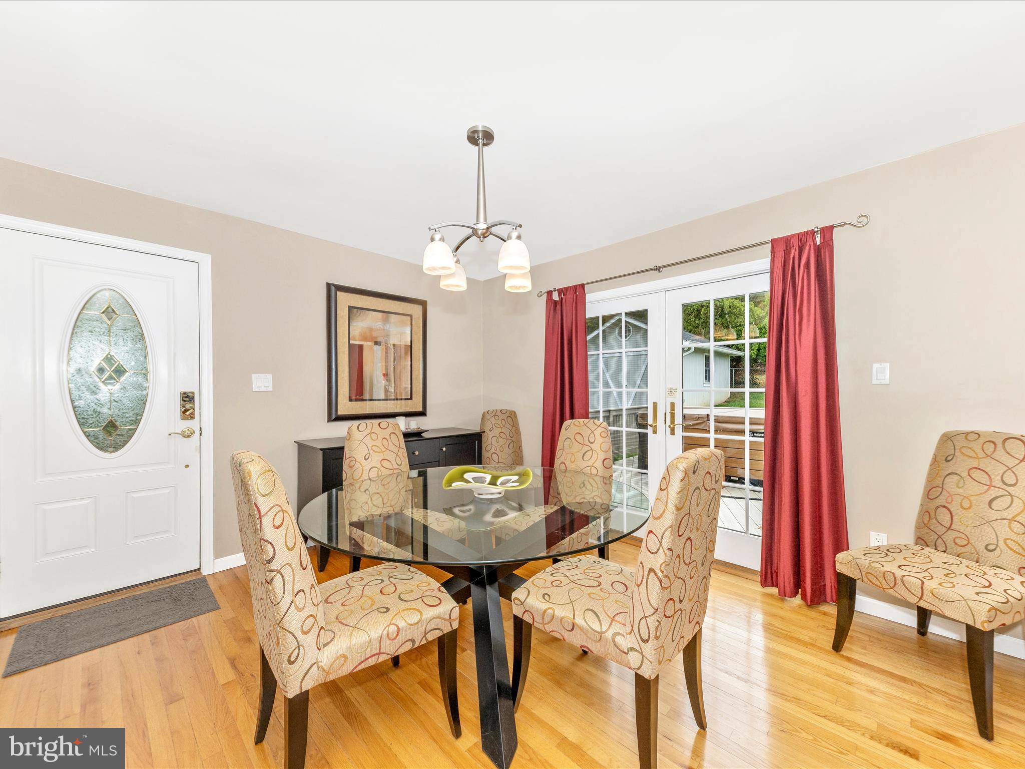 19325 Treadway Road Brookeville, MD 20833 - Photo 8 of 53 Dining Room