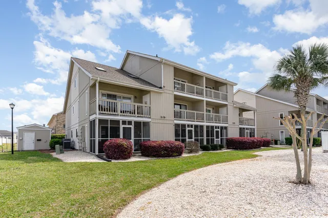 $154,900 | 1860 Auburn Lane, Unit 19E, Surfside Beach, SC 29575
