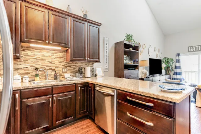 $154,900 | 1860 Auburn Lane, Unit 19E, Surfside Beach, SC 29575