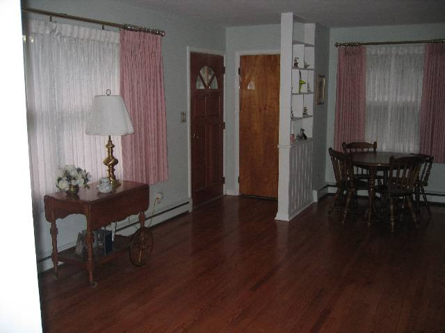 89 Hunting Road Colonie, NY 12205 - Photo 8 of 12 Photo 8