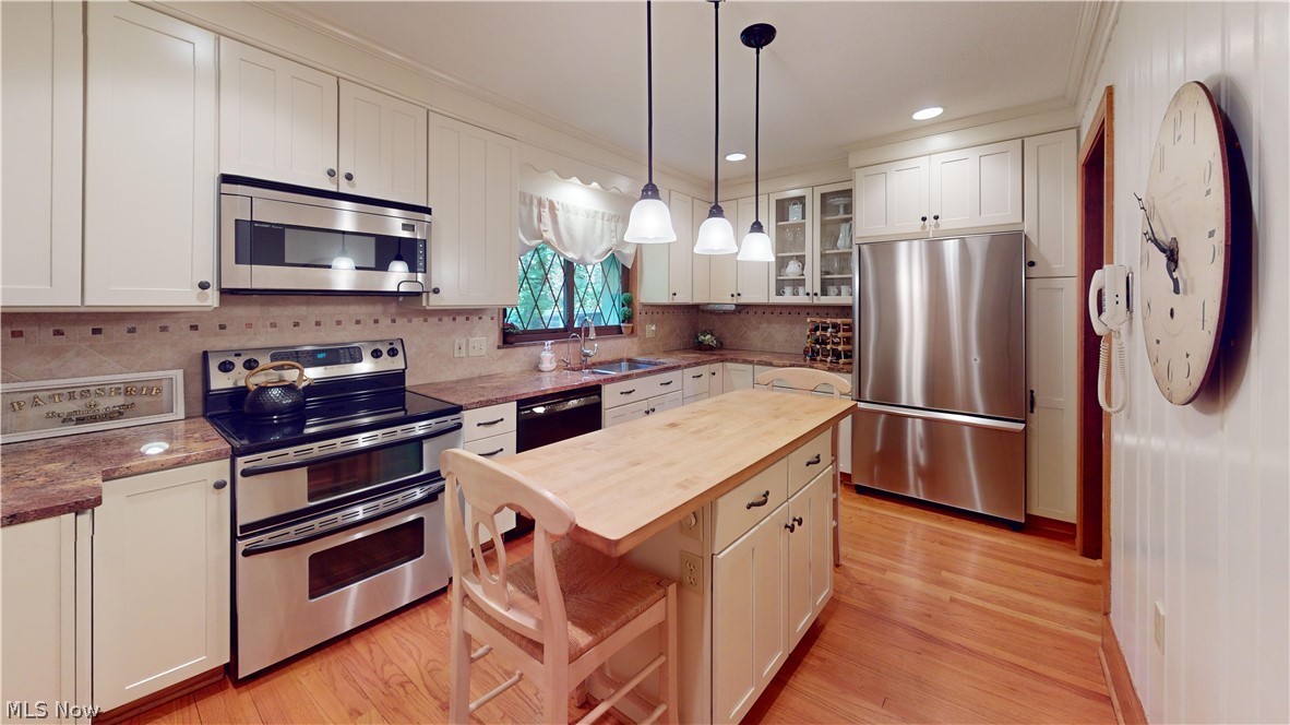134 North Revere Road Akron, OH 44333 - Photo 13 of 46