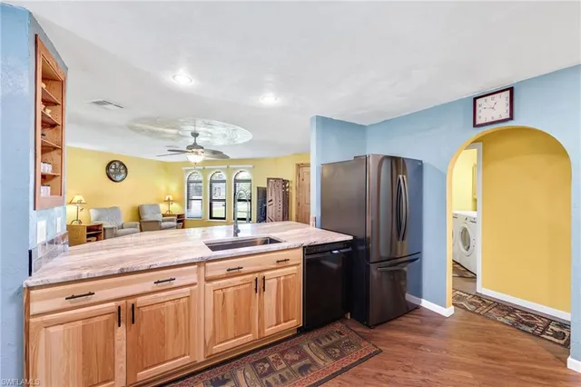 $394,900 | 516 Lincoln Avenue, Lehigh Acres, FL 33972