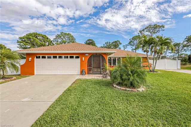 $394,900 | 516 Lincoln Avenue, Lehigh Acres, FL 33972