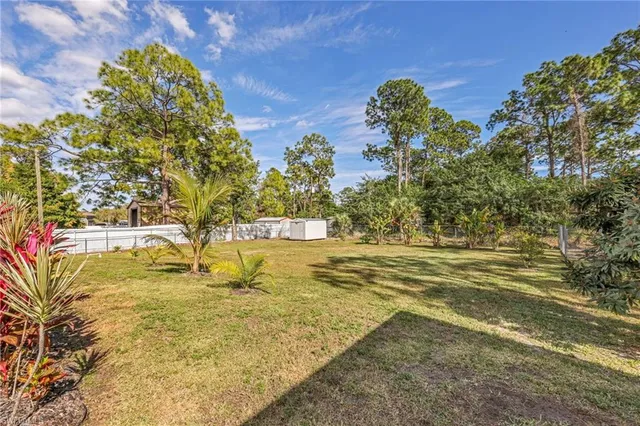 $394,900 | 516 Lincoln Avenue, Lehigh Acres, FL 33972