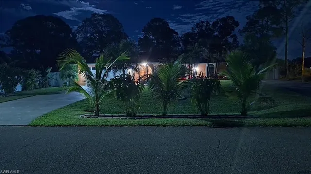 $394,900 | 516 Lincoln Avenue, Lehigh Acres, FL 33972